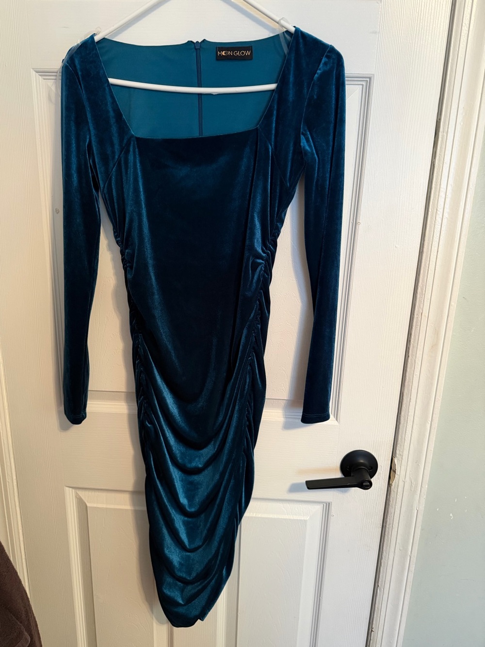 Teal Velvet Long-Sleeve Ruched Midi Dress